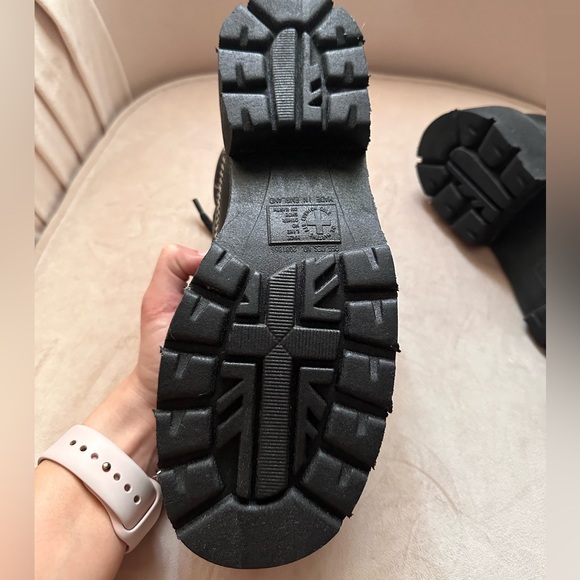 Rare Vintage Doc Martens Dr Martens 9272 never worn made in England size 6 - Picture 3 of 6